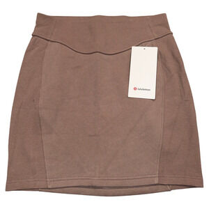 NWT Lululemon Scuba High-Rise Mini Skirt – Taupetastic (Brown) – Women’s Medium